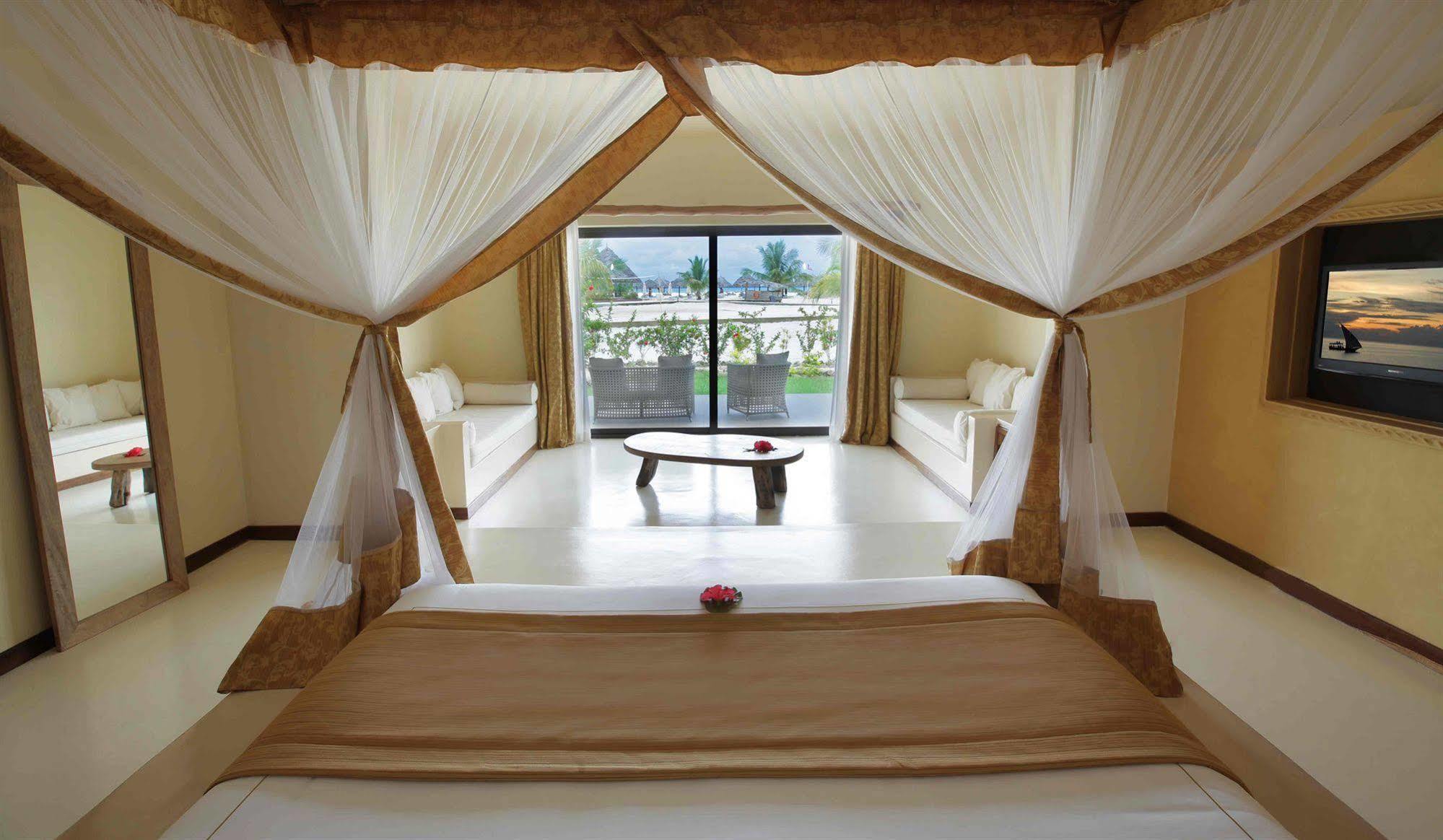 Gold Zanzibar Beach House & Spa Kendwa Exterior photo